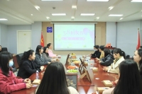 “芳华悦己  自在逐光”—民定律师事务所携手华夏银行官渡支行开展“三八妇女节”主题活动