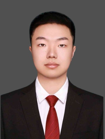 尹港