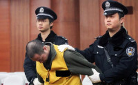 故意伤害致人轻伤案被告人获刑并承担赔偿责任