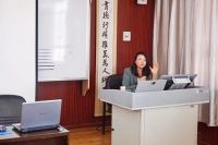李惠芬律师应邀到昆明市官渡区小板桥中心小学进行关于“小学教师执业法律风险防范”专题法律知识讲座