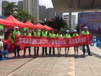 民定律师在官渡广场普法宣传