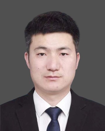 吕云龙