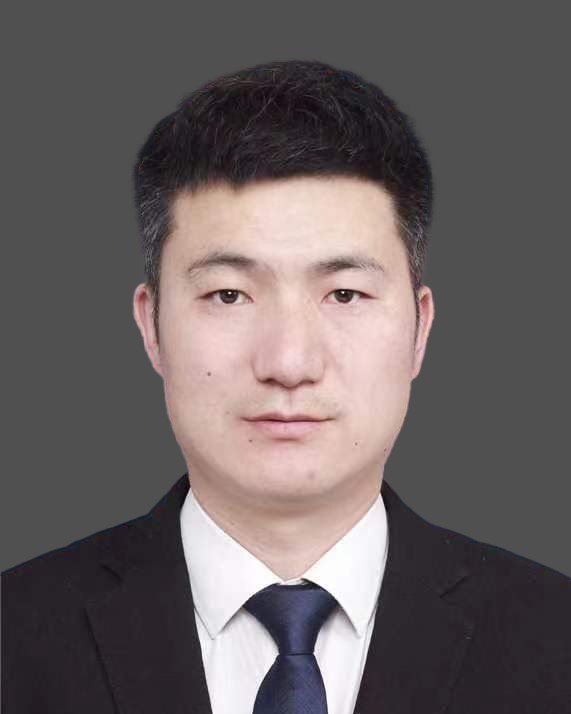 吕云龙